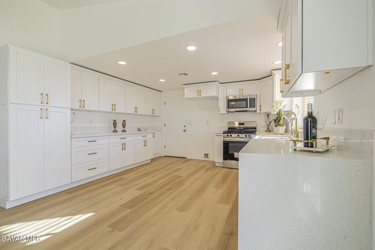 7930 Elder Avenue — photo 4