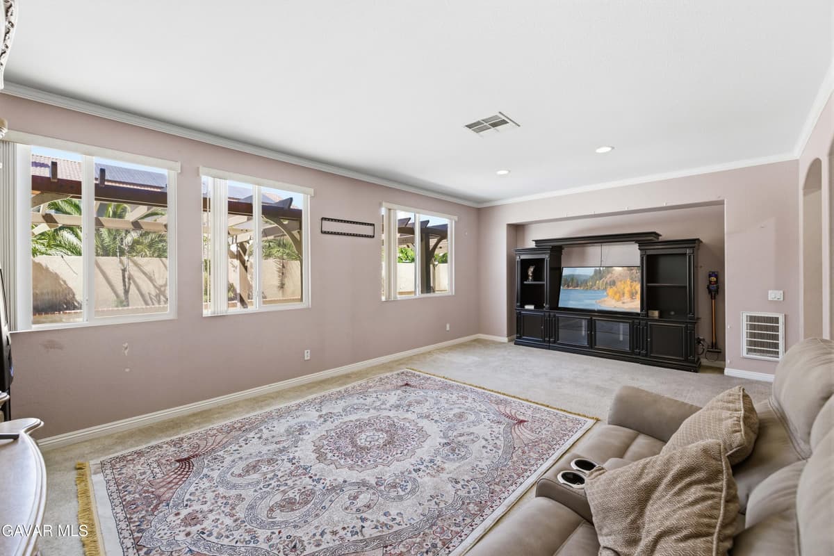 4613 W Avenue J13 — photo 6