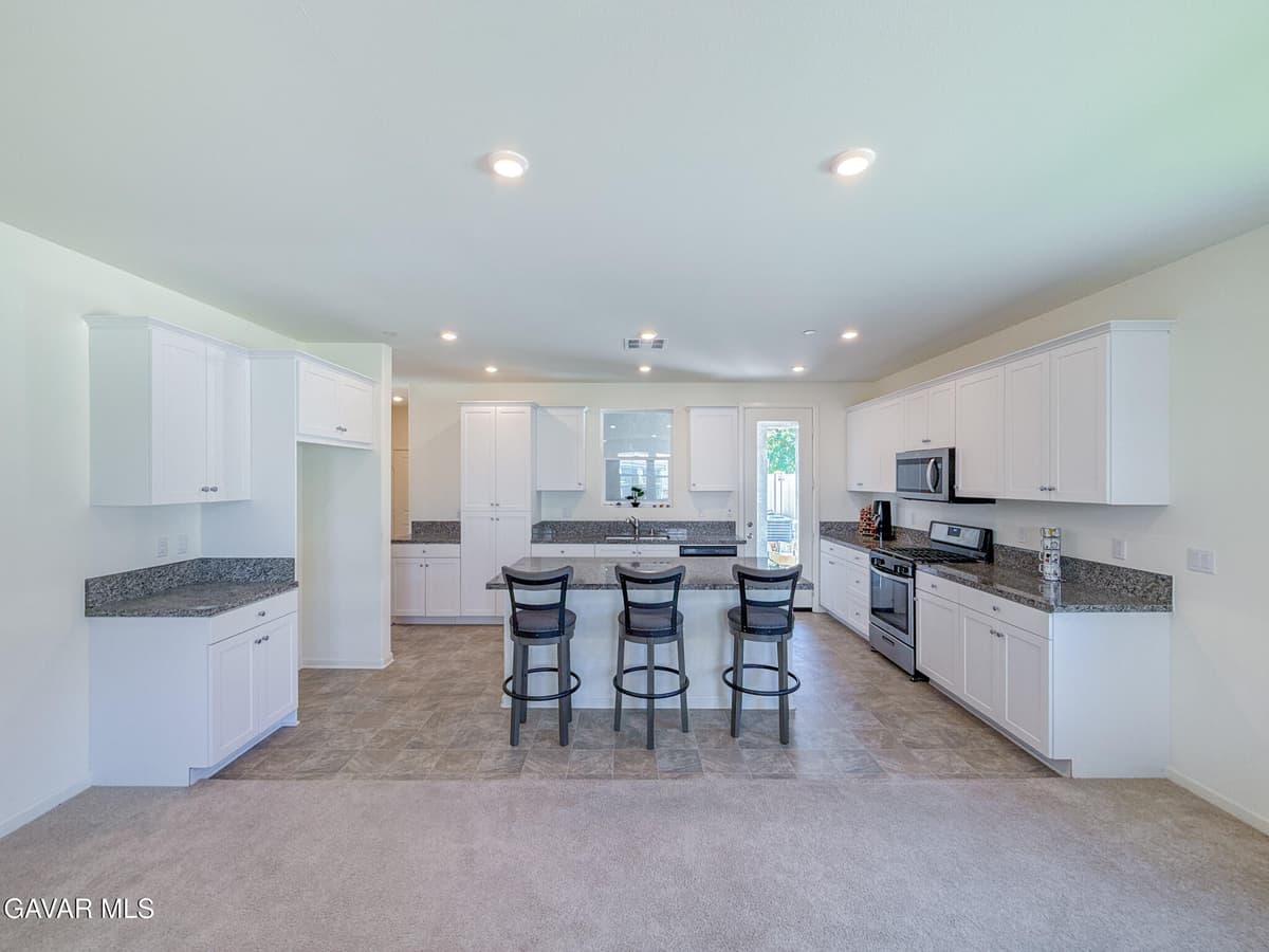 279 Galveston Lane — photo 7