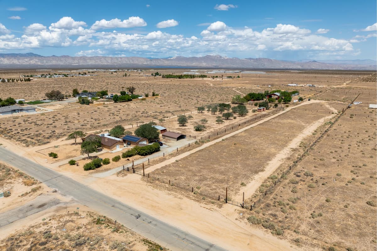 7435 Poppy Boulevard — photo 4