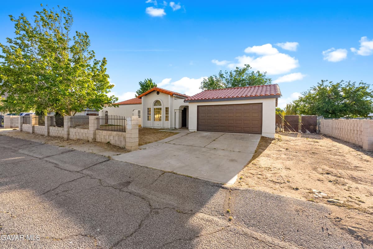 40251 Fieldspring Street — photo 2