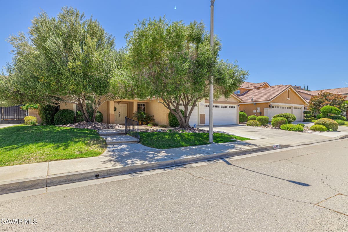 4552 Brisa Drive — photo 2