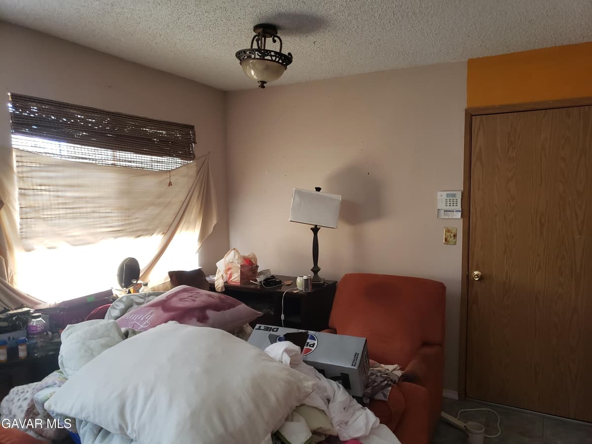 8037 Walpole Avenue — photo 7