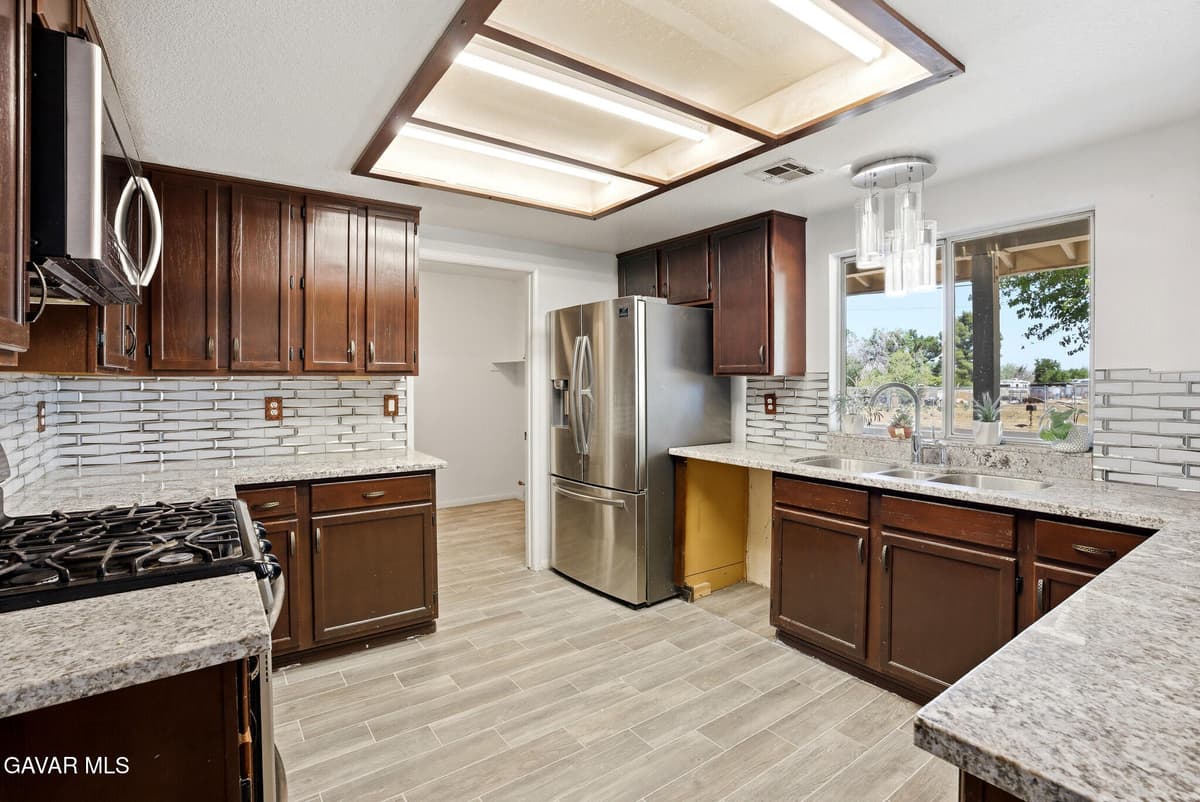 10344 E Avenue R 10 — photo 6