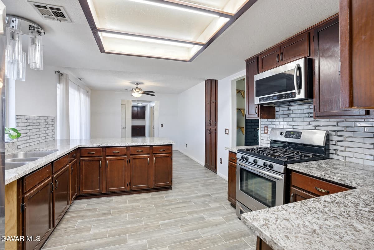 10344 E Avenue R 10 — photo 7