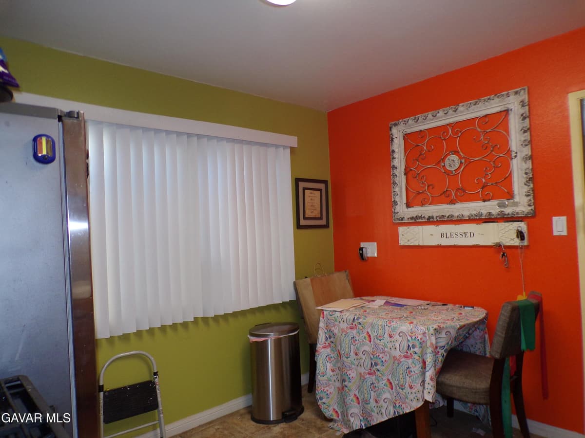 44026 W 10th Street — photo 6