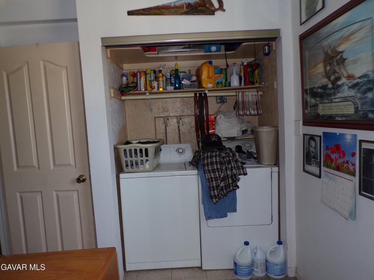 44026 W 10th Street — photo 8