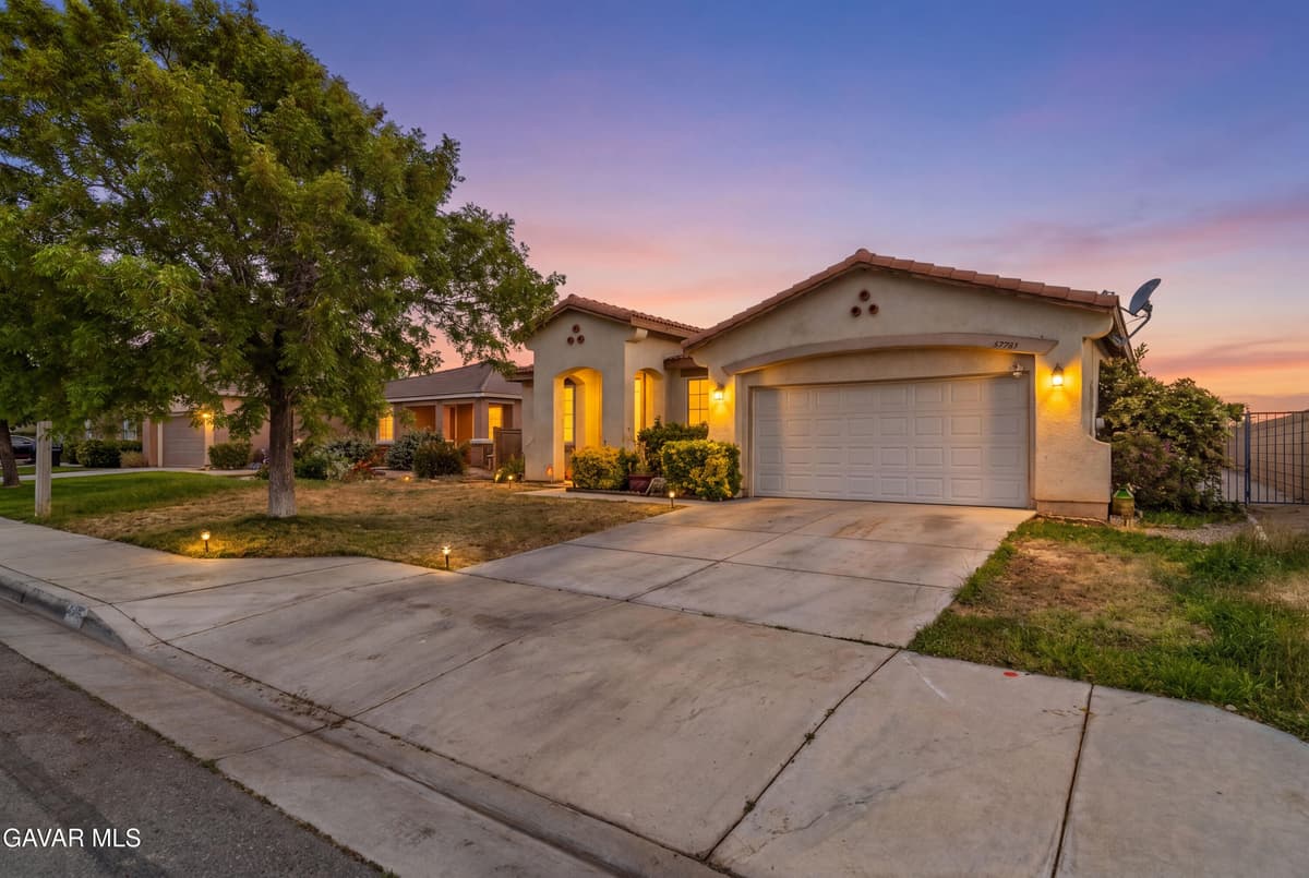 42955 Carpenter Drive — photo 2