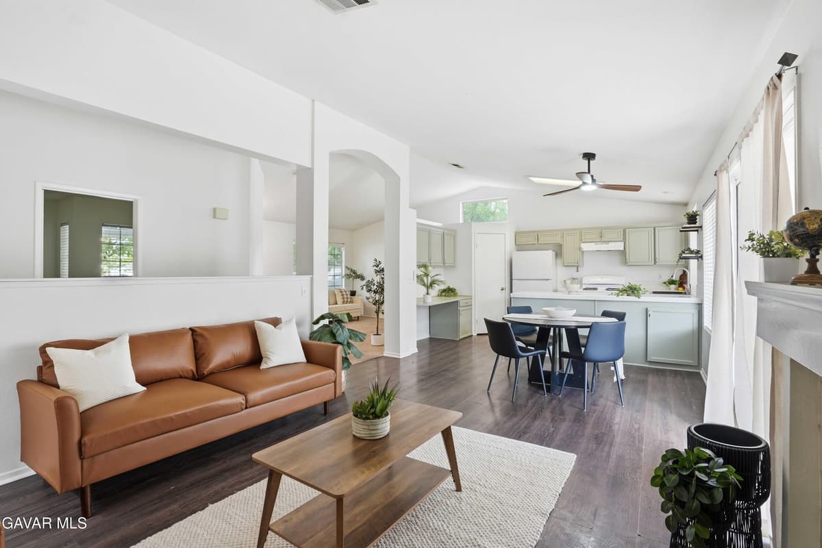 5854 Madrid Court — photo 6