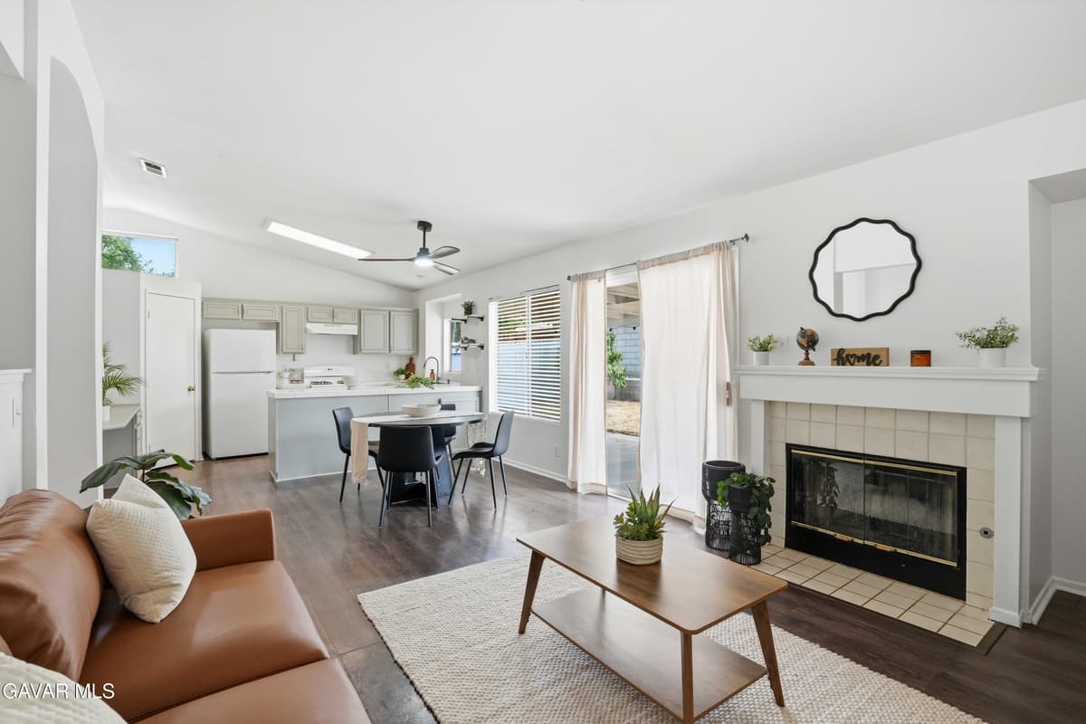 5854 Madrid Court — photo 7