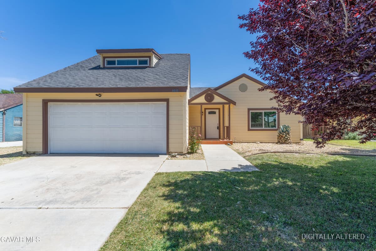 44148 Dahlia Street — photo 2
