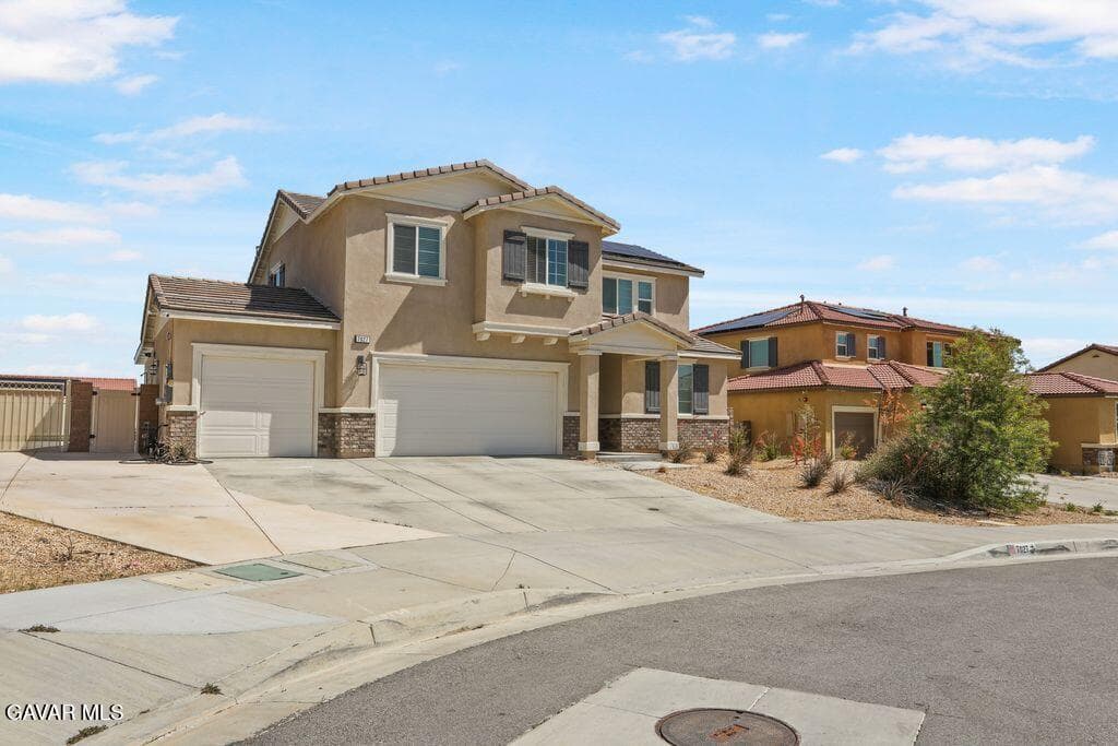 7027 Kristina Court — photo 4