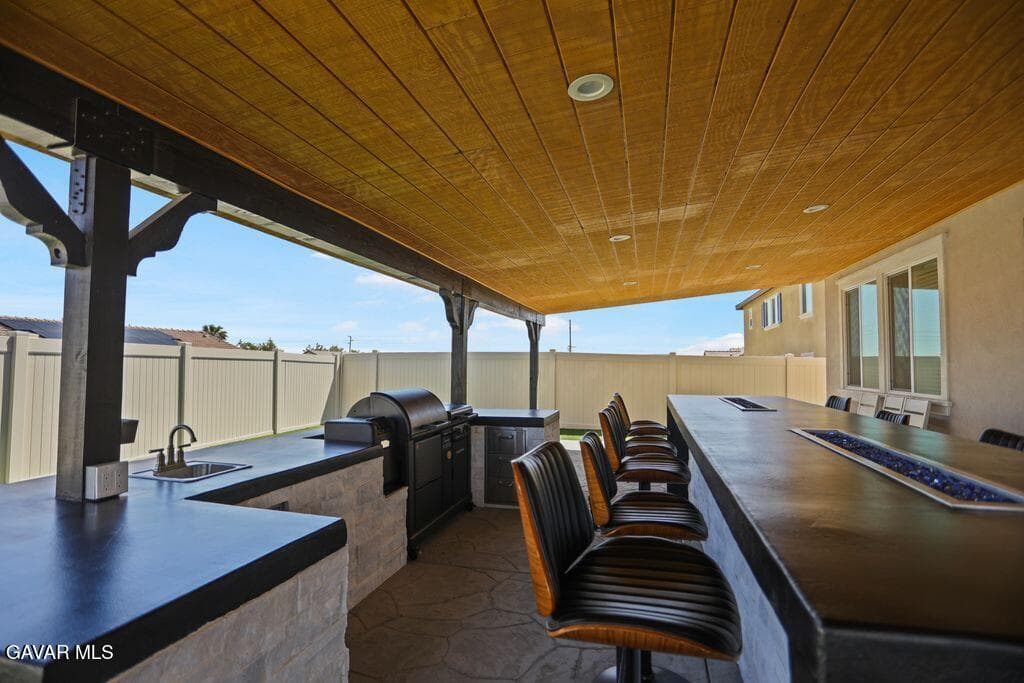 7027 Kristina Court — photo 7