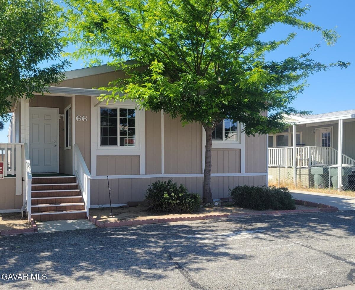 3303 Sierra Highway