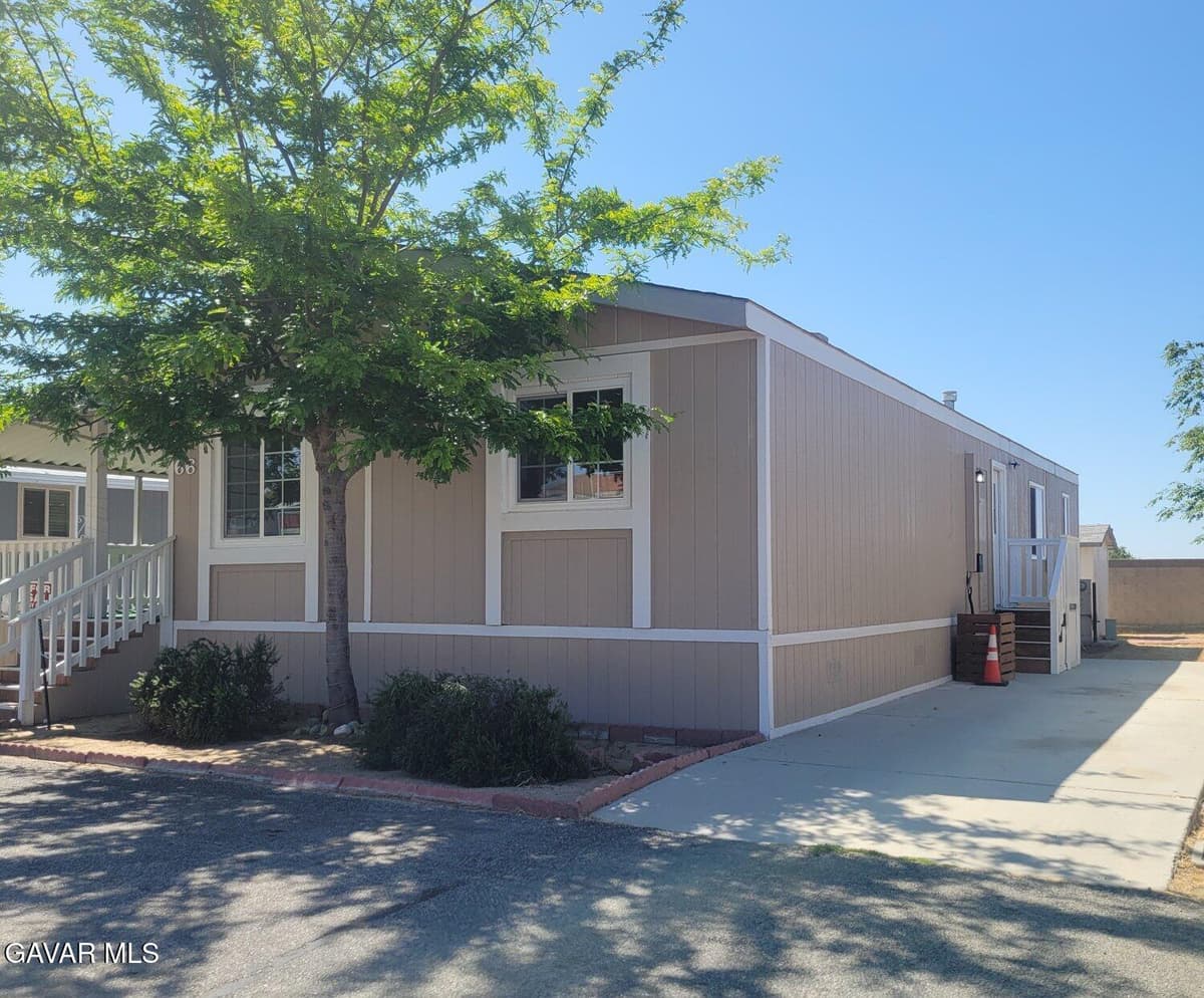 3303 Sierra Highway — photo 3