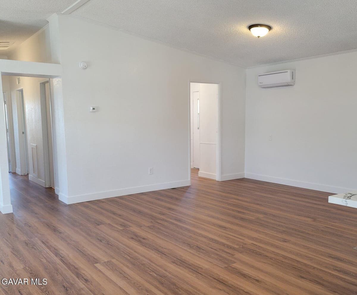 3303 Sierra Highway — photo 7