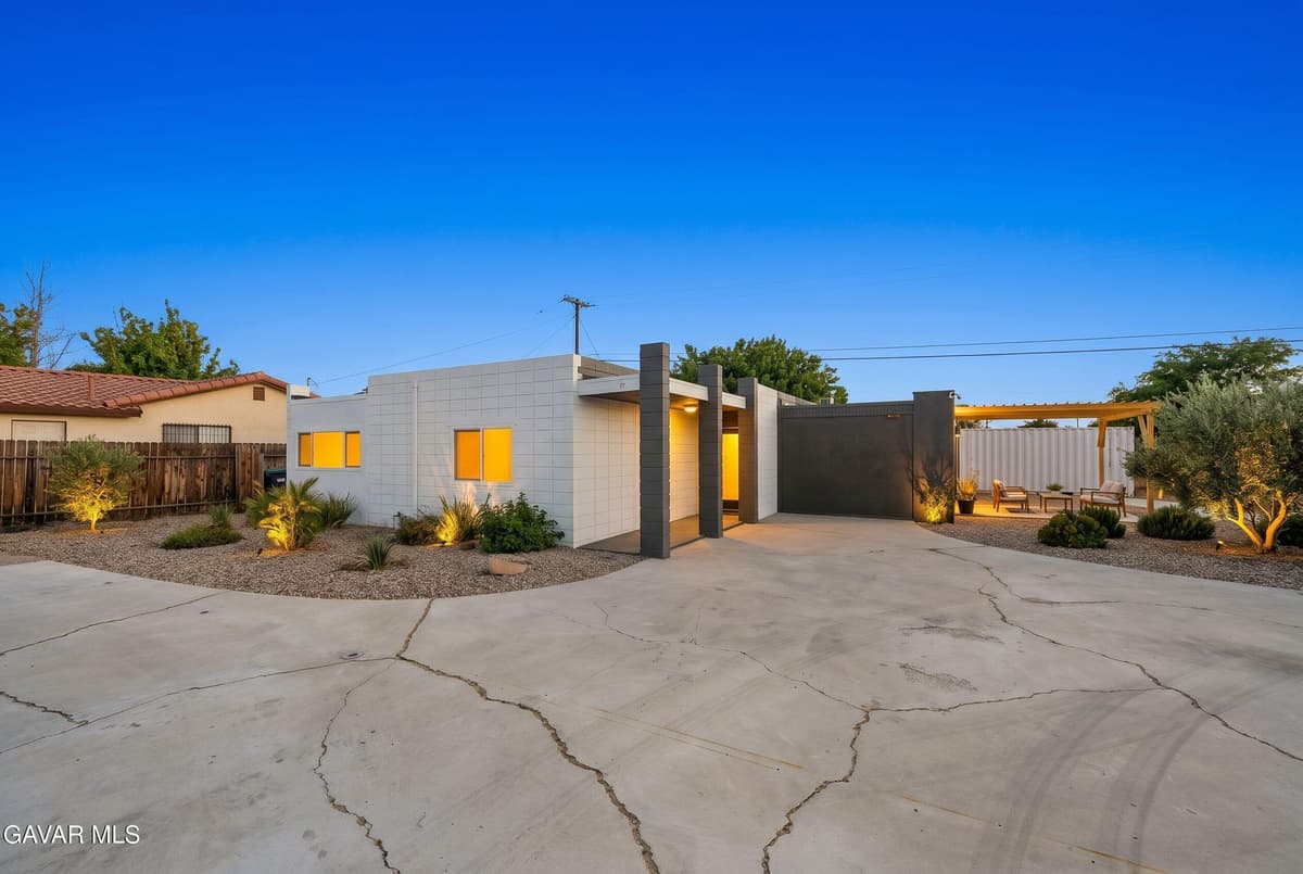21739 Bancroft Drive