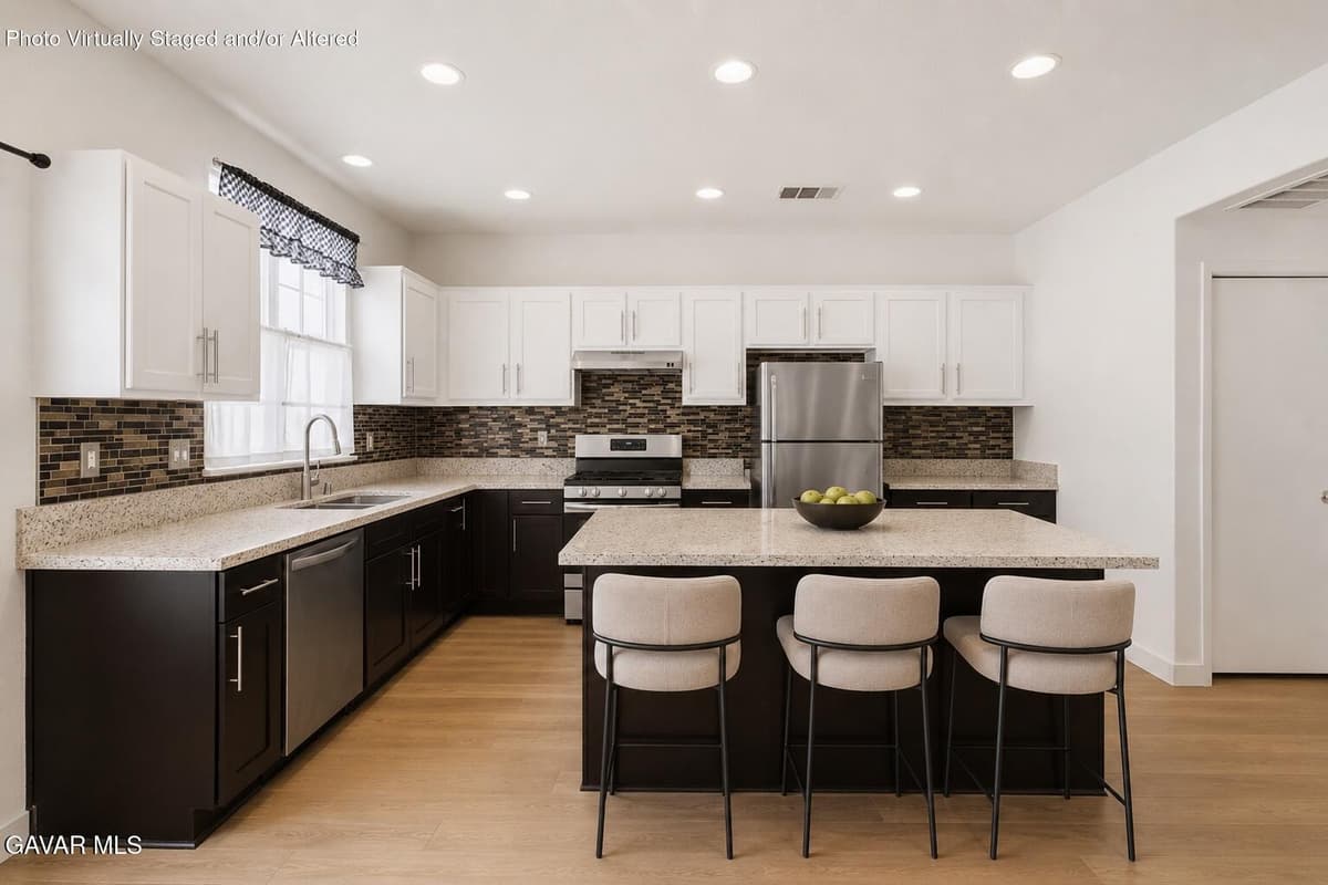 38302 Debonair Way — photo 4