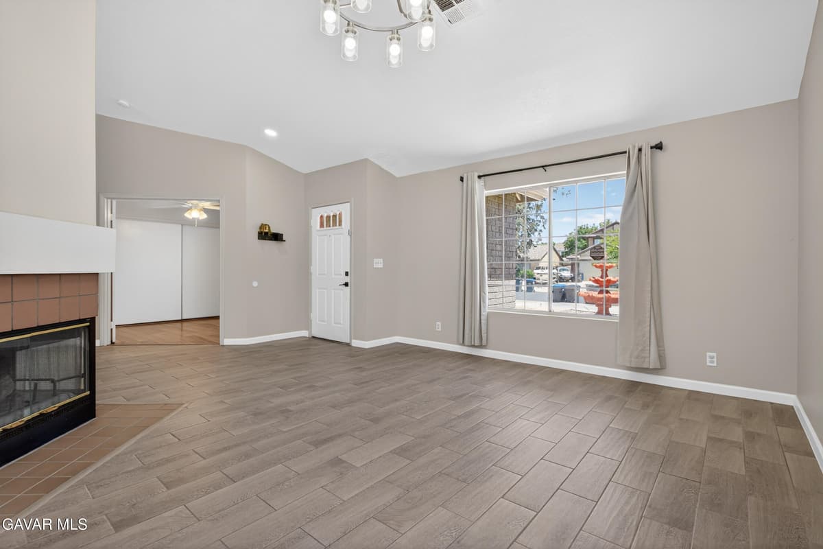 38617 Palms Place — photo 4