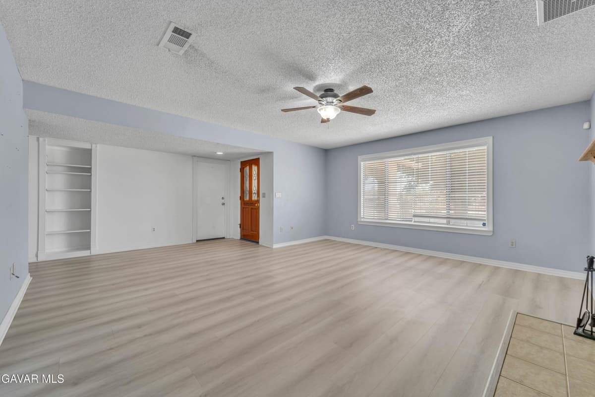 7343 Bay Avenue — photo 2
