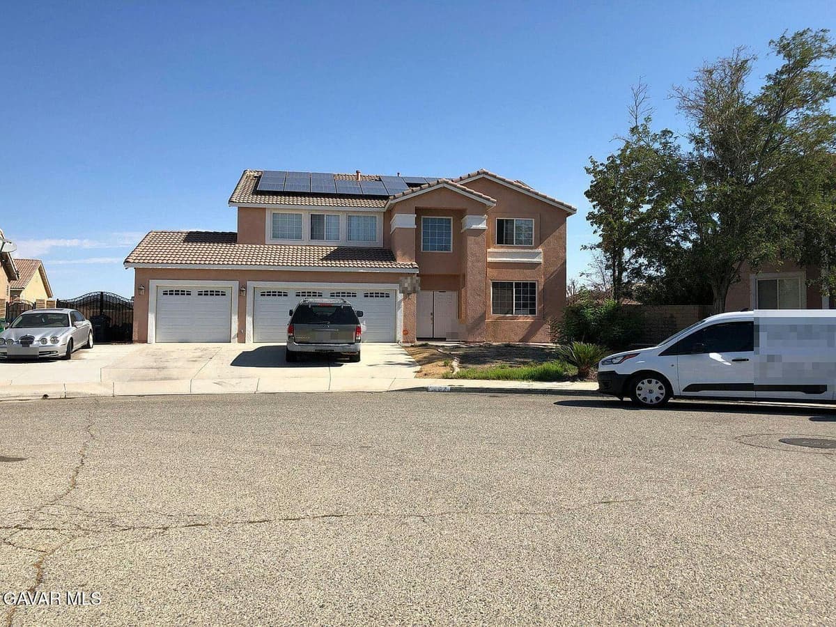 5625 Churchill Court
