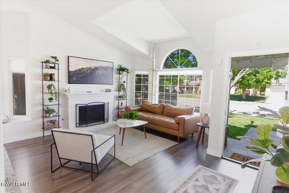 37115 Zinnia Street — photo 4