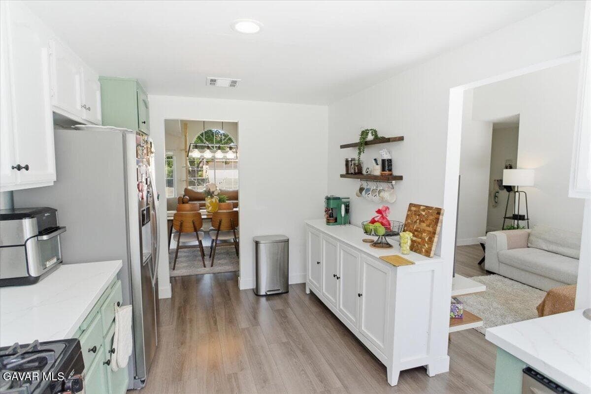 37115 Zinnia Street — photo 7