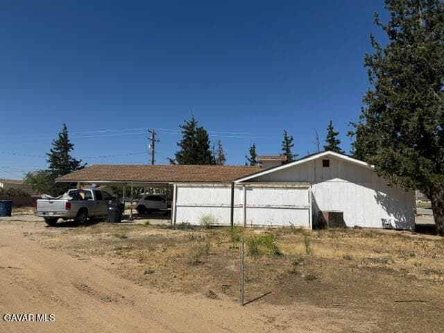 2030 Cerro Gordo Street — photo 4