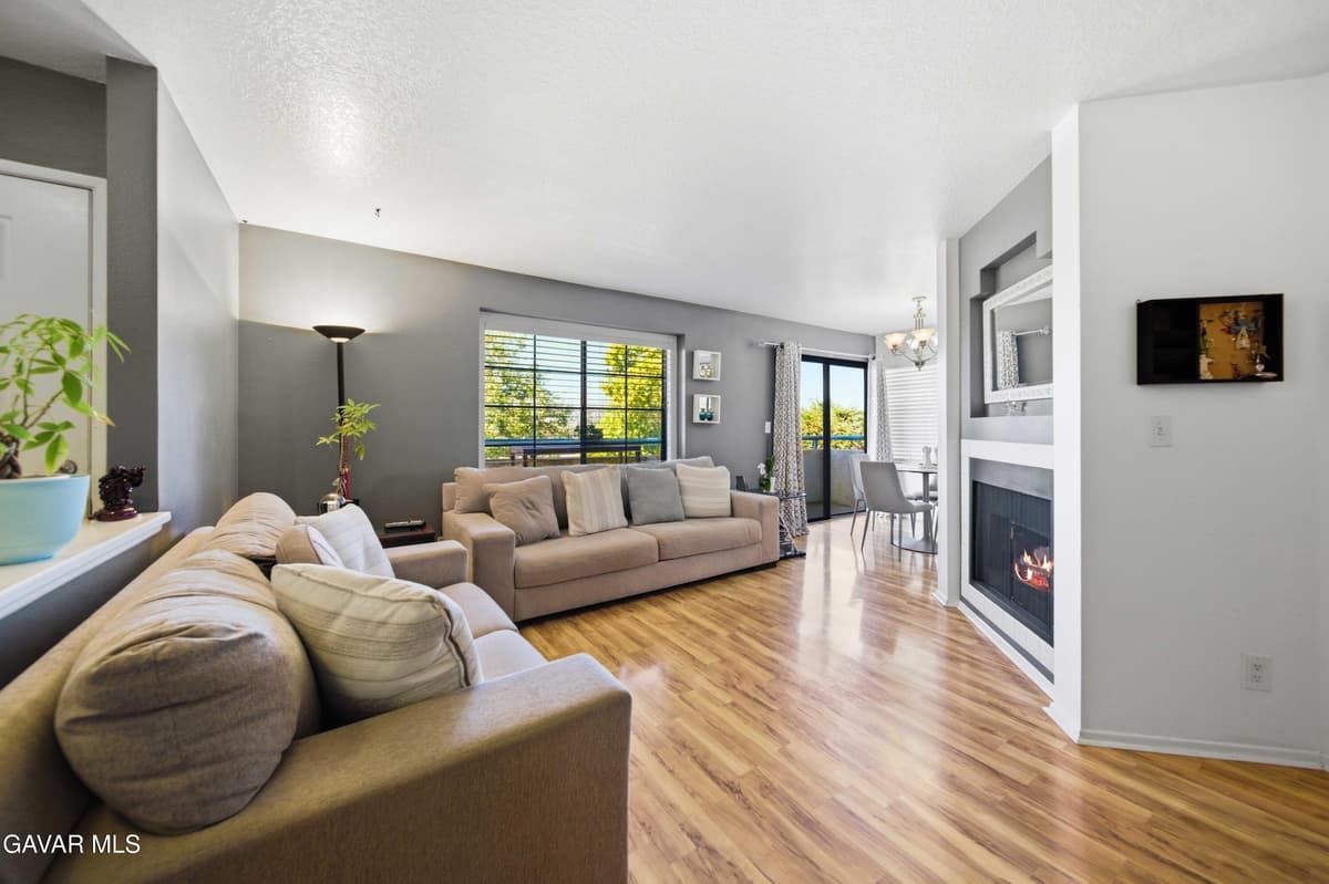Property photo — photo 3
