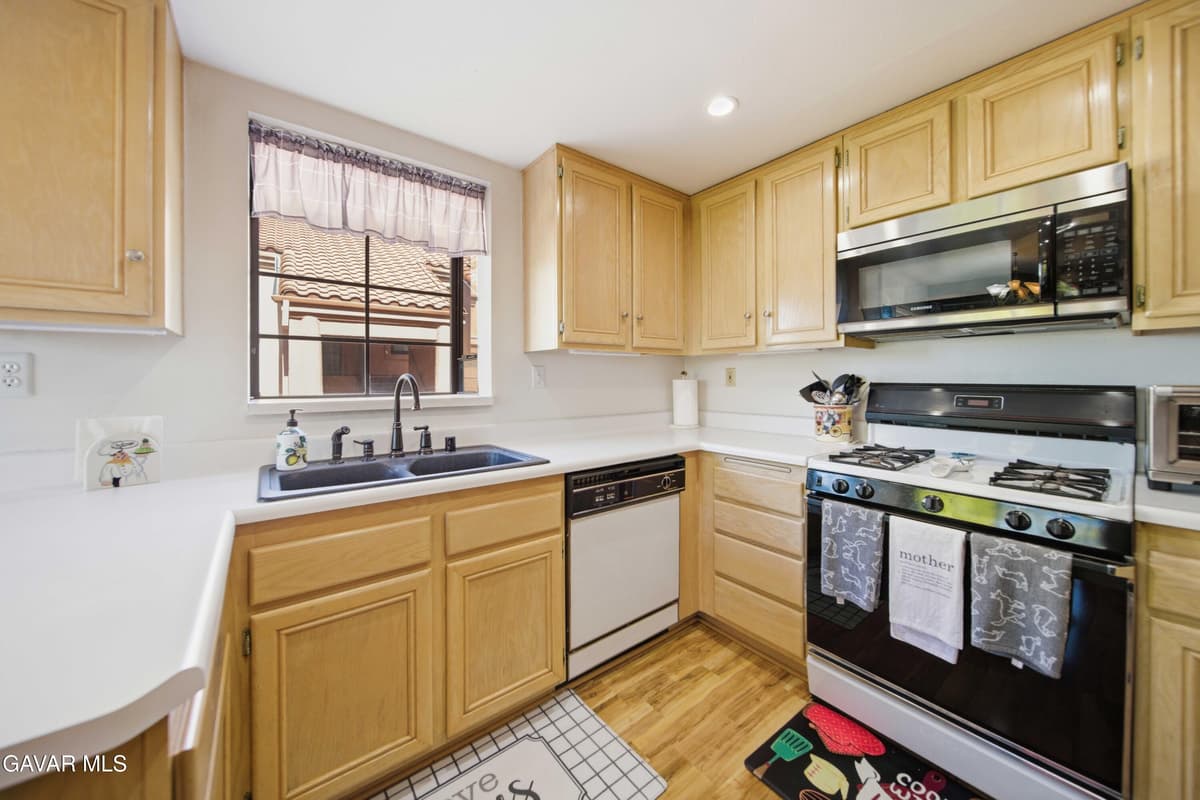 Property photo — photo 7