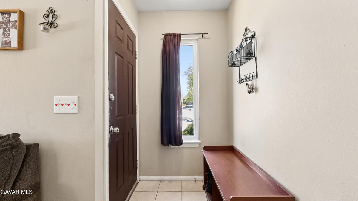 37819 Noble Court — photo 2