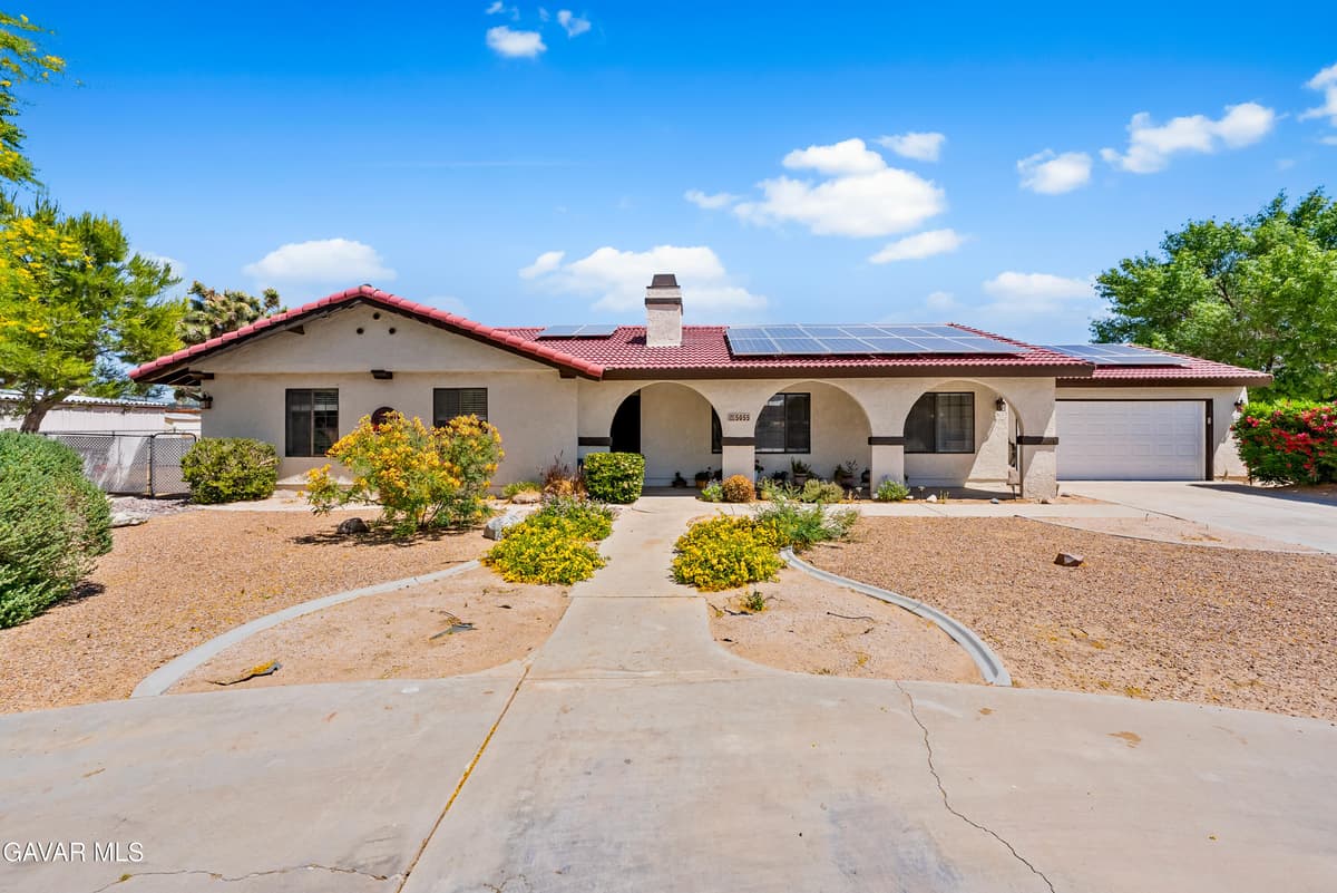 5055 W Ave K 12