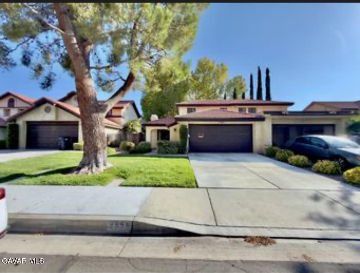 2856 Dartmouth Drive — photo 3