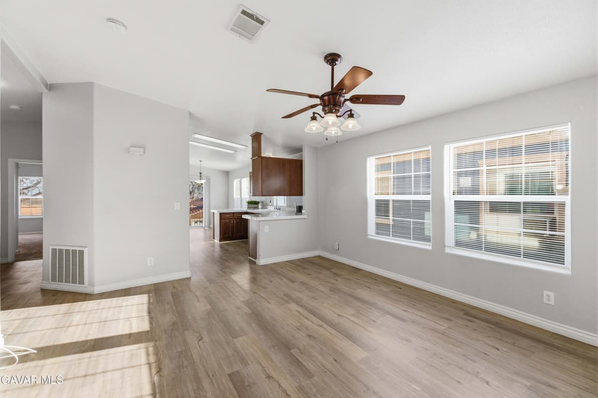 Property photo — photo 7