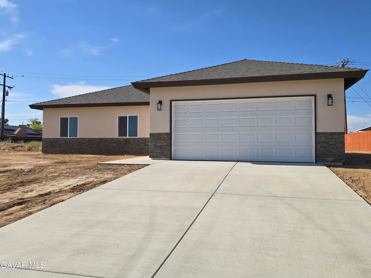 8108 Redwood Boulevard — photo 2