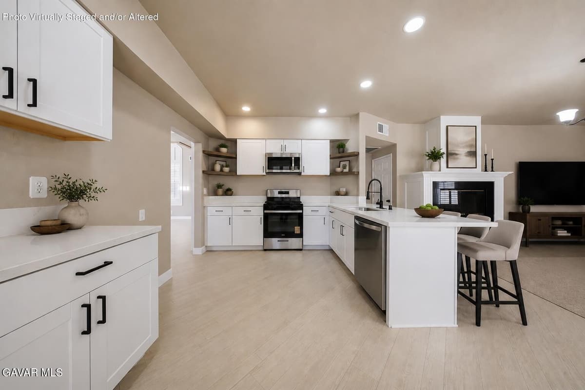 38855 Calistoga Street — photo 8