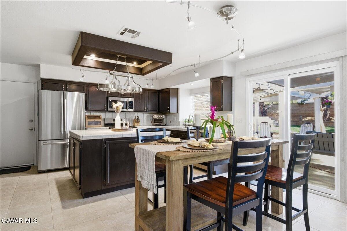 3020 Willowbrook Avenue — photo 8