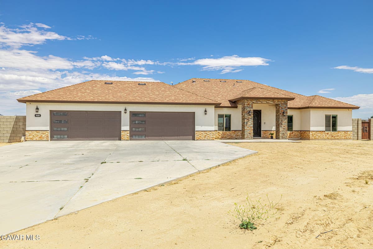 9688 Denhart Avenue — photo 4