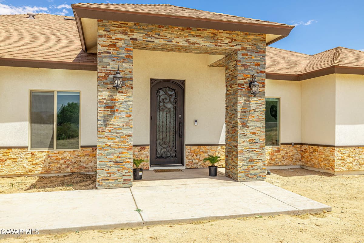 9688 Denhart Avenue — photo 6