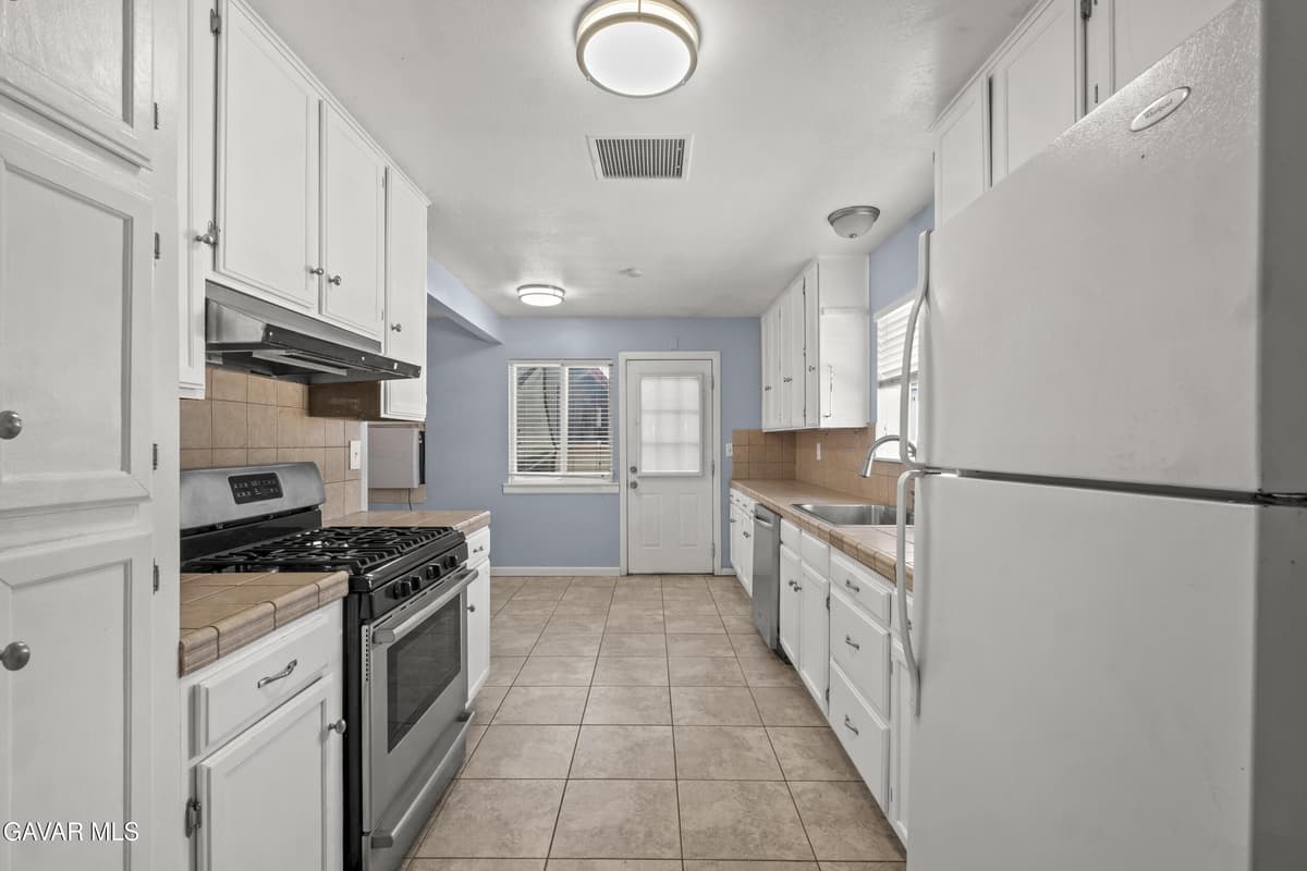 45014 17th Street — photo 7