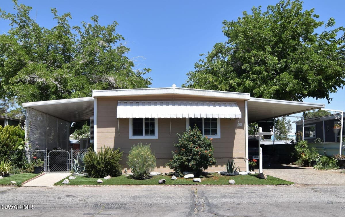 3255 E Avenue R — photo 4