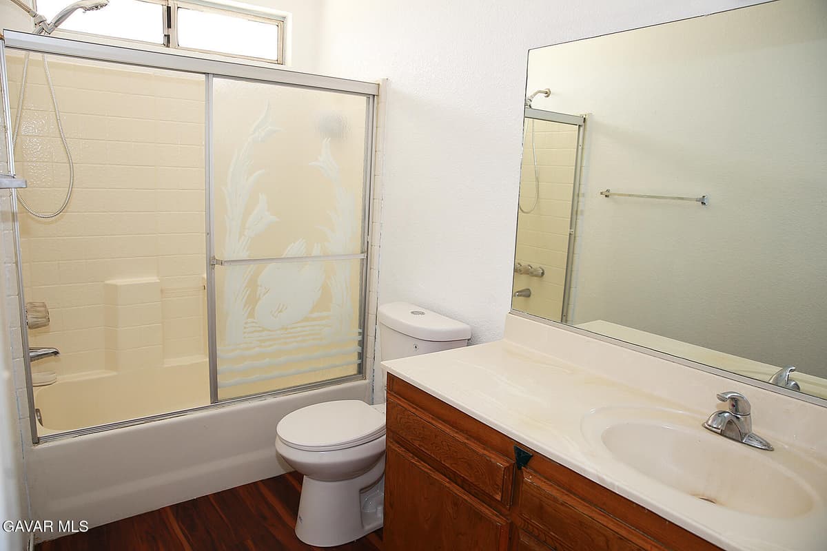 567 E Avenue J9 — photo 6