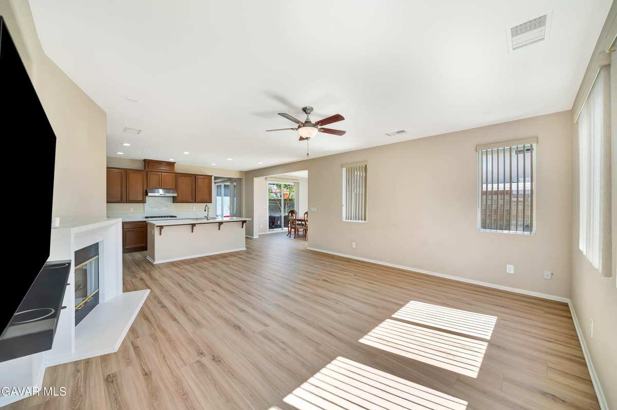 43857 Tahoe Way — photo 8