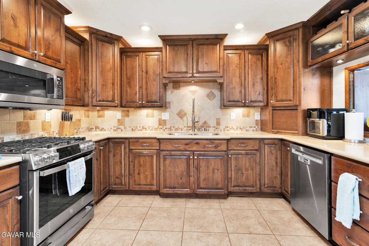 4139 W Avenue L6 — photo 8