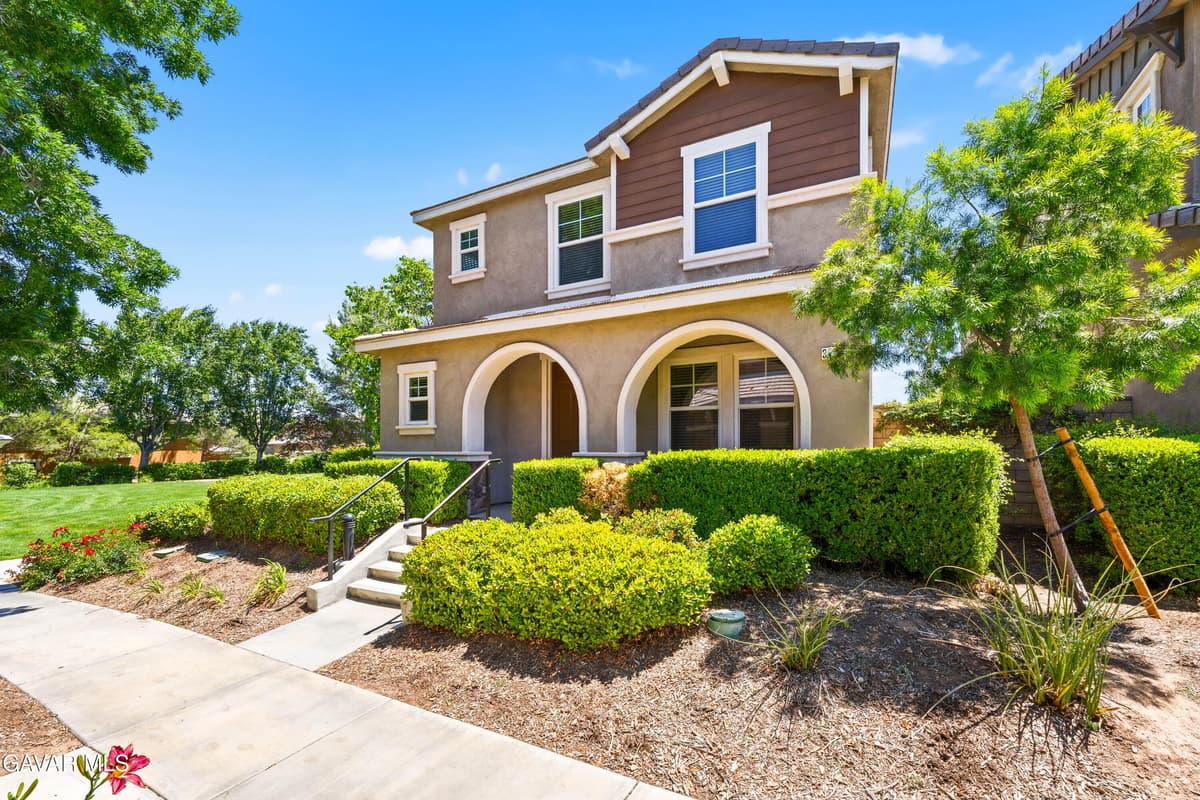 38239 Lone Tree Court