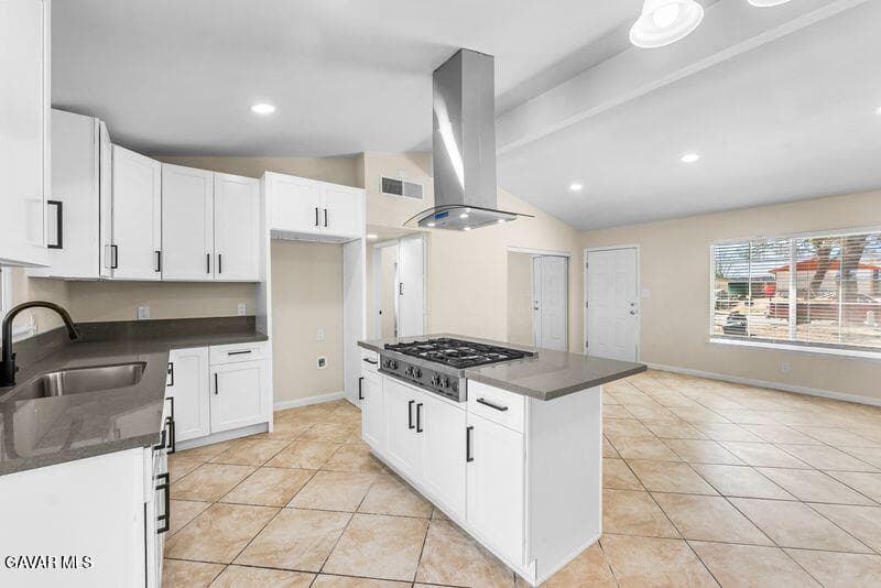 10921 Rome Beauty Drive