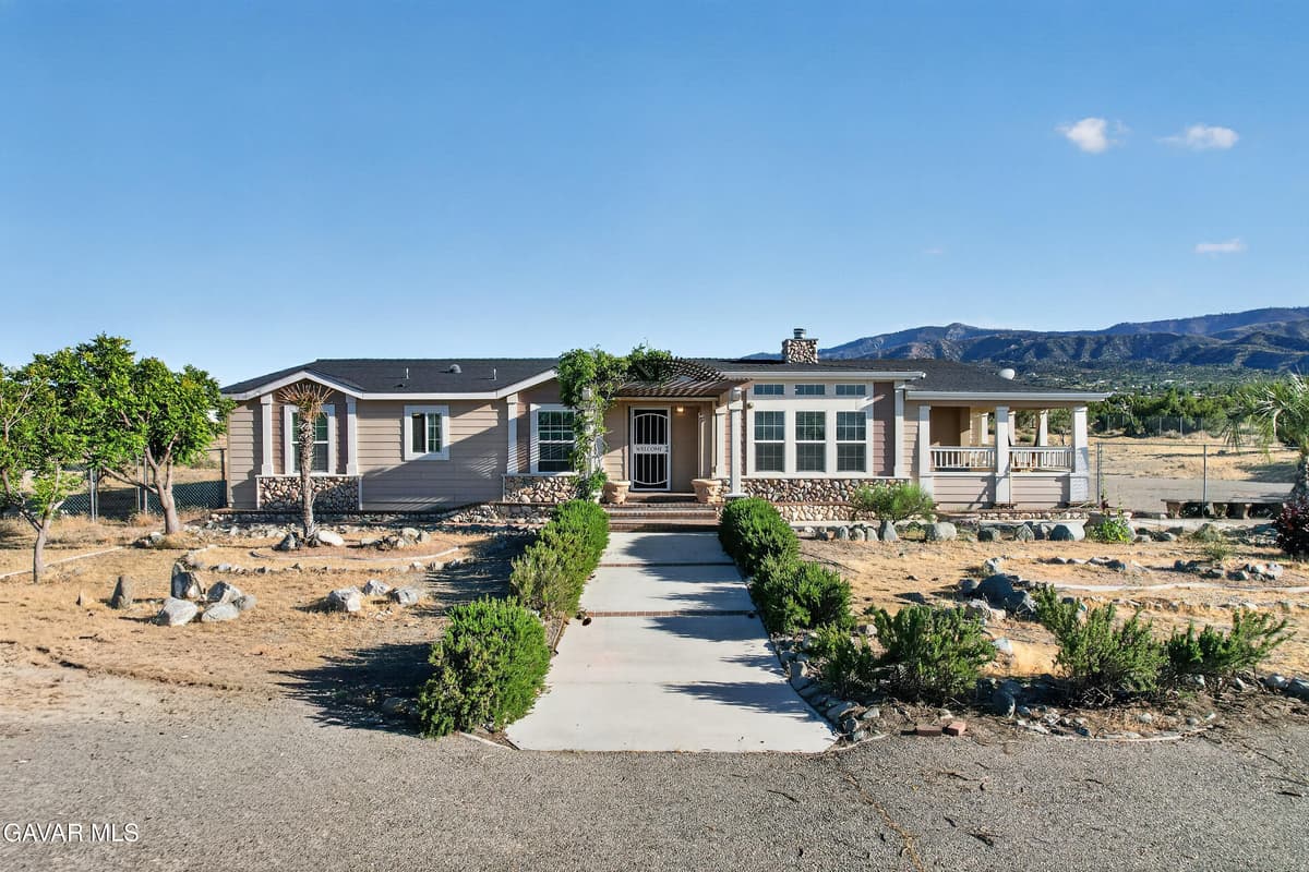 2629 Phelan Road