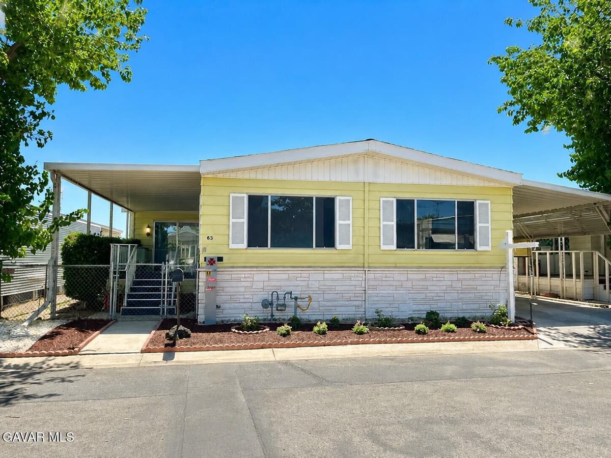 2550 E Avenue I