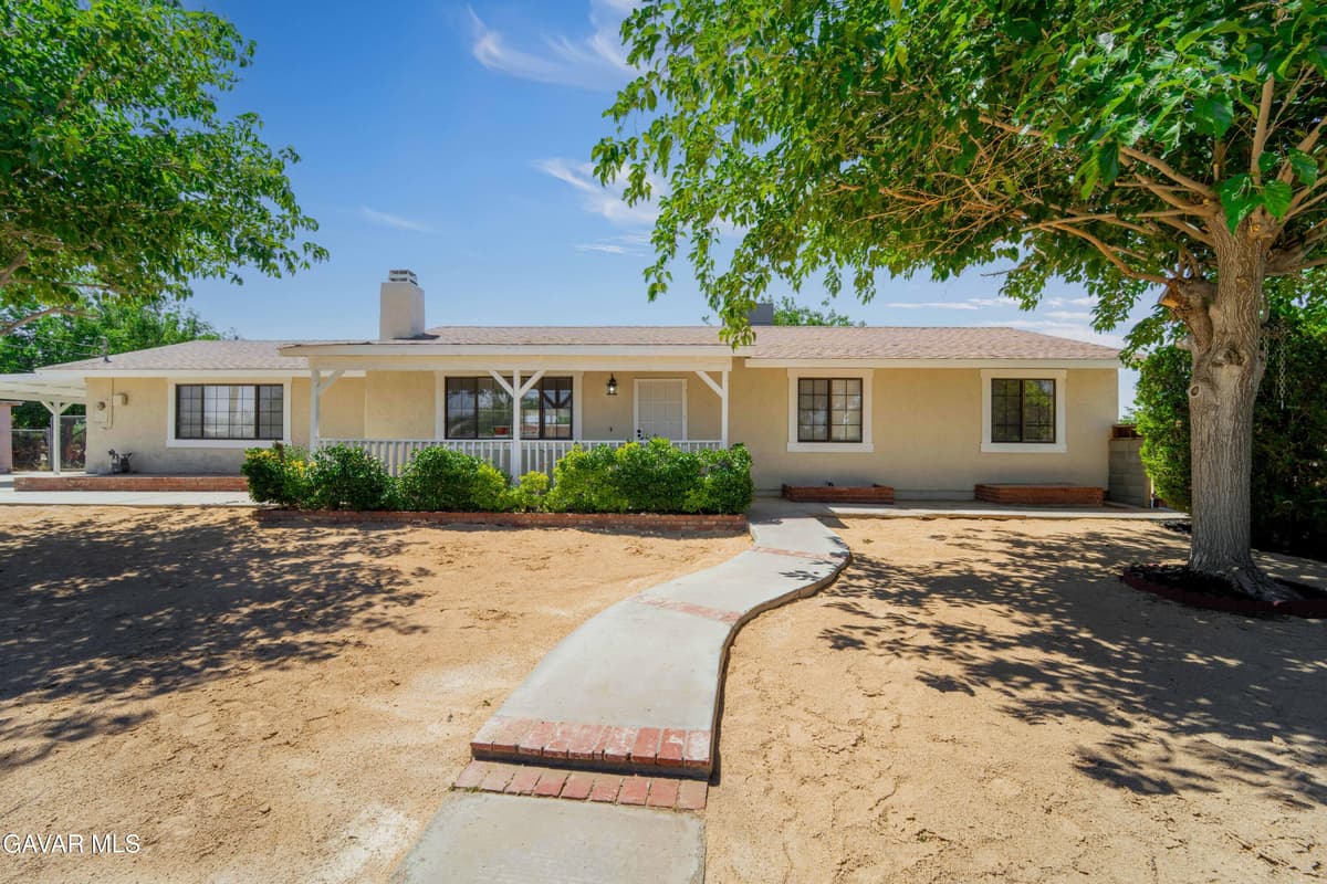 10250 E Avenue Q10