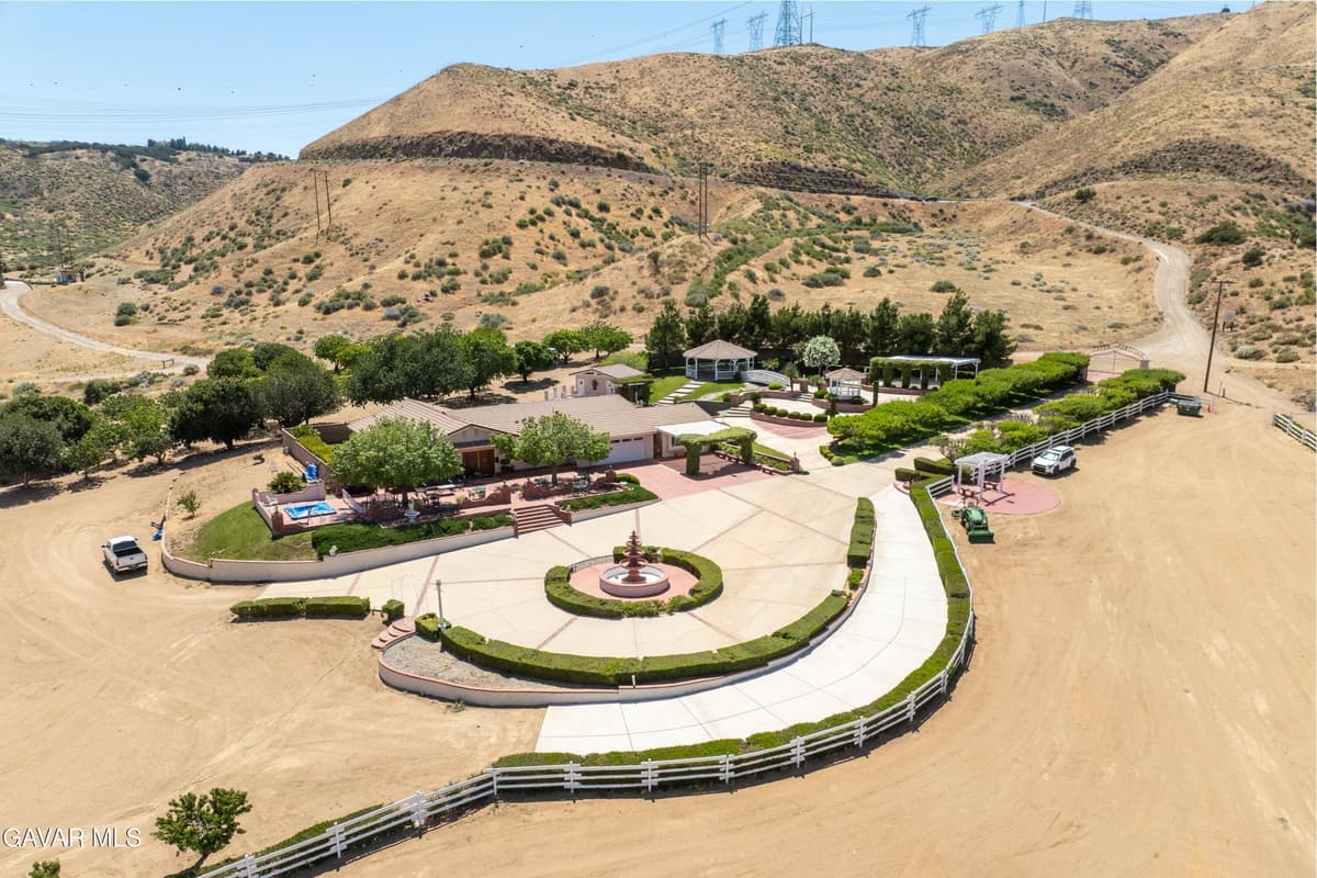 5801 Hacienda Ranch Road